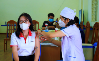 TP.HCM: Khu Công nghệ Cao hưởng ứng tháng cao điểm tiêm vắc xin phòng COVID-19